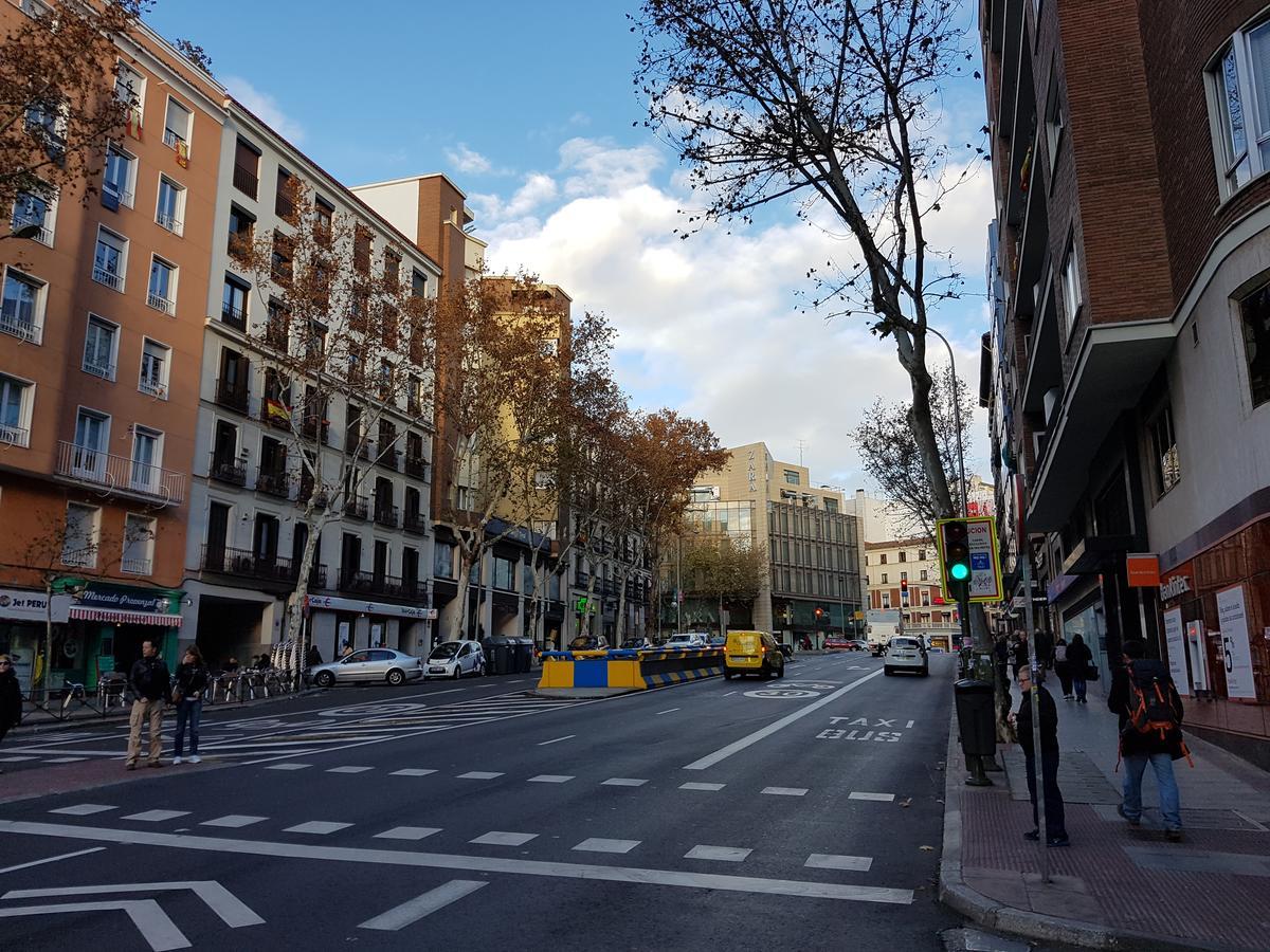 Arguelles Apartment Madrid Eksteriør billede